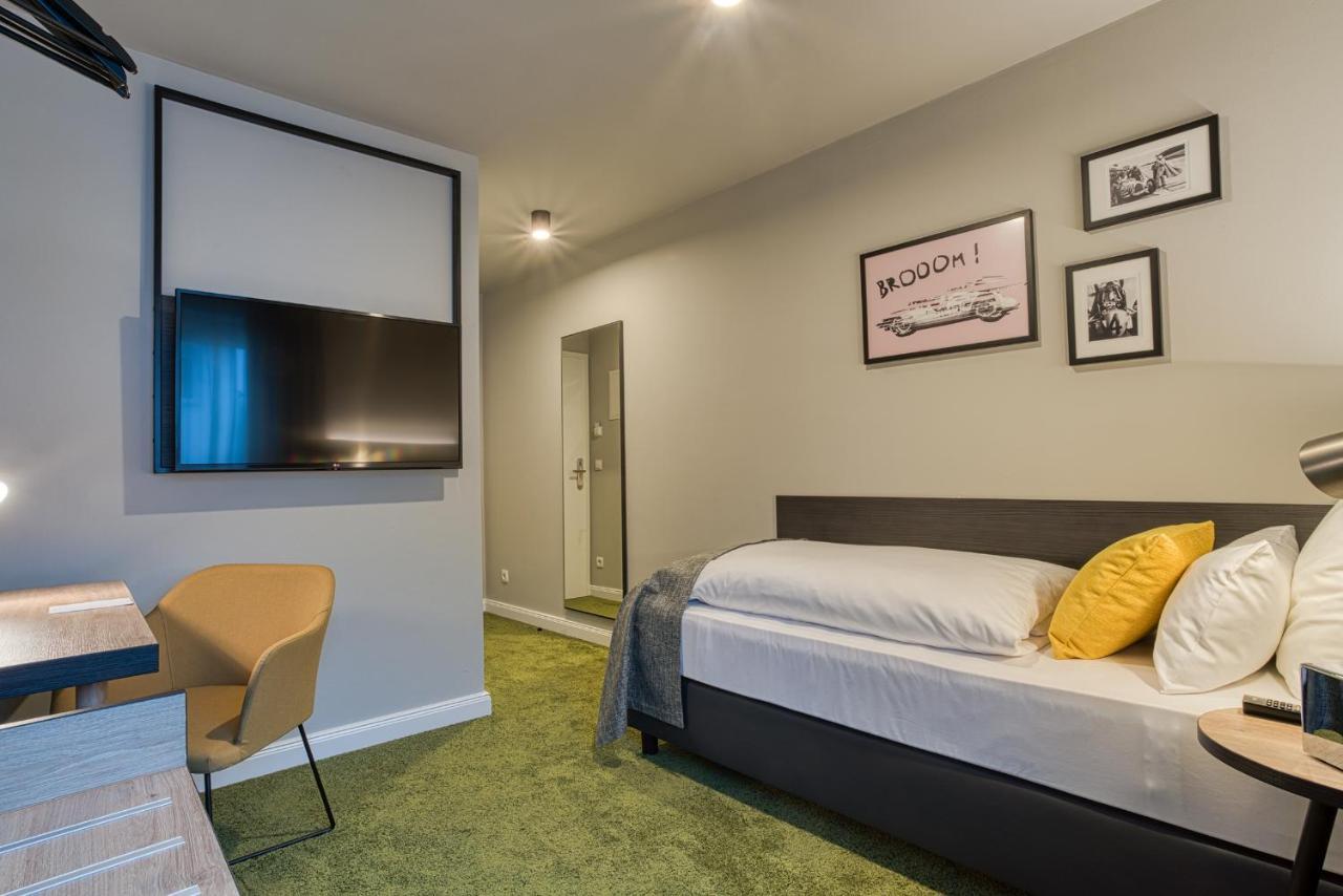 Vienna House Easy By Wyndham Ingolstadt Ngoại thất bức ảnh